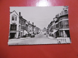Delcampe - D 02 - Chauny - Rue De La Chaussée - Le Familistère - Café De La Carpe - Chauny