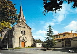 79 - Brioux Sur Boutonne - La Place De L'Eglise - Brioux Sur Boutonne