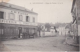 FRANCE - CARTE POSTALE - LE CHESNAY - PLACE DU TERTRE - Le Chesnay