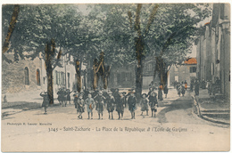 SAINT ZACHARIE - Place De La République Et L'Ecole De Garçons - Saint-Zacharie