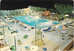 Hotel Ristorante La Riserva - Ventimiglia, Castel D'Appio - La Piscina Notturna - Hotels & Restaurants