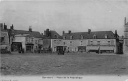 Delcampe - 72-CONNERRE- PLACE DE LA REPUBLIQUE - Connerre