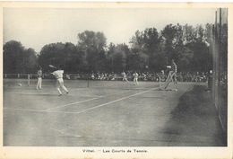 Vittel, Les Courts De Tennis, Partie En Double Messieurs - Edition La Platinogravure, Carte Non Circulée - Tenis