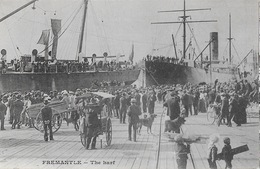 Fremantle (Australie Occidentale) Le Port: The Wharf - Messageries Maritimes, Carte Dos Simple Non Circulée - Fremantle