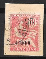Zanzibar N° 64 Surcharge 25  2 1/2 Renversé Sur 1 Anna  Sur10 Mouchon,oblitéré Sur Petit Fragment, Variété - Oblitérés