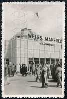 1937 Budapest, A Csepeli Weiss Manfréd Művek Kiállítási Pavilonja A Budapesti Nemzetközi Vásáron, Fotó, 8,5×6 Cm - Sonstige & Ohne Zuordnung