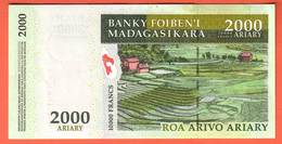 MADAGASCAR - 2.000 Ariary  De 2003 - Pick 83 - Madagaskar