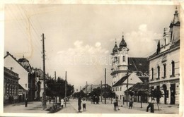 ** T2/T3 Galánta, Fő Utca, Hitelbank, üzletek, Katolikus Templom / Main Street, Bank, Shops, Catholic Church (EK) - Ohne Zuordnung