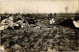 ** T2 Lelőtt Repülőgép Roncsai / WWI Austro-Hungarian K.u.K. Military, Wreckage Of A Shot Down Aircraft. Photo - Ohne Zuordnung