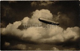 ** T2 Léghajó / Zeppelin, Luftschiff / Airship. Photo - Ohne Zuordnung