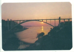 1995 Pocket Calendar Calandrier Calendario Portugal Lugares Cidades Porto Oporto Ponte Bridge Sunset - Grand Format : 1991-00