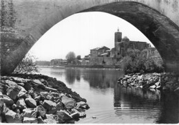 30 - PONT SAINT ESPRIT : Eglise Saint Pierre CPSM Dentelée Noir Blanc Grand Format - Gard - Pont-Saint-Esprit