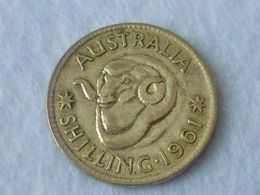 RARE !  1961 AUSTRALIA Shilling Elizabeth II Coin (WC # -25 ) - Otros & Sin Clasificación