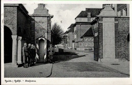 ! Alte Ansichtskarte Heide In Schleswig-Holstein , Kaserne, 1936, Militaria - Casernas