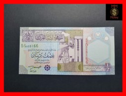 LIBYA ½  Dinar 2002  P. 63   UNC - Libië