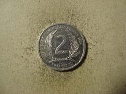 MONNAIE CARAIBES ORIENTALES 2 CENTS 2004 - East Caribbean States