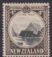 New Zealand SG 562 1935 Definitive Four Pence Black And Sepia, Mint Hinged - Unused Stamps