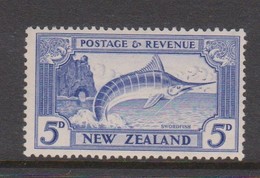 New Zealand SG 563 1935 Five Pence Swordfish Perf 14 X 13.5, Mint Hinged - Neufs