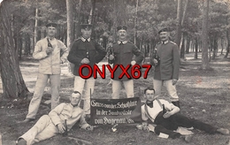 Carte Photo Militaire Allemand HAGUENAU-Bas-Rhin Hageunauer Sand Camp Soldat Avec Bouteille Bière 1910 - Haguenau