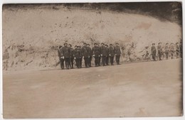 Carte Photo Militaria à Identifier Cyclistes Vélo Décorations - Sonstige & Ohne Zuordnung