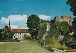 Delcampe - CONCHES. - Le Vieux Donjon Et Les Jardins De L'Hôtel De Ville. CPM - Conches-en-Ouche