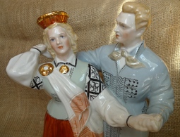 USSR Soviet Latvia Riga Porcelain Factory Figurine FOLK DANCE Zina Ulste 1st Grade 13" - Other & Unclassified