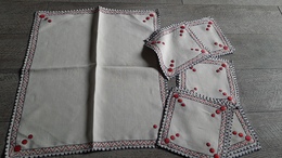 Service à Thé Nappe Brodée + 12 Serviettes Ou Napperons Vintage Broderie Main - Tafelkleden