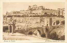 Conjunto De Quince Tarjetas Postales Fotográficas Del Alcázar De Toledo Con Imágenes De Antes Y Después Del Asedio (Haus - Otros & Sin Clasificación