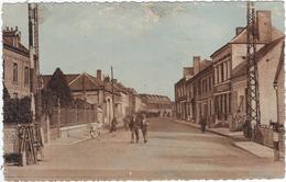 80  Saint Ouen Le Passage A Niveau Et La Rue De La Republique - Saint Ouen