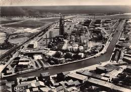 34-FRONDIGNAN- VUE AERIENNE DES RAFFINERIES ET LA VILLE - Frontignan