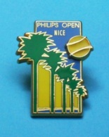 1 PIN'S  //   ** PHILIPS OPEN NICE ** . (Arthus Bertrand Paris)  / Double Moule - Tennis