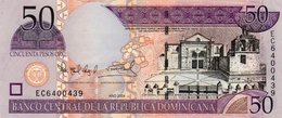 DOMINICAN REPUBLIC  50 PESOS ORO 2004 P-170d UNC - Dominicaine