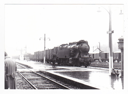 19 Tulle PHOTO Train De Marchandises Wagons Locomotive Vapeur Sous La Pluie Le 24 Mai 1958 VOIR DOS - Treinen
