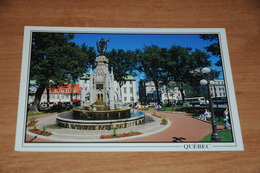 3352-           CANADA, QUEBEC, LE MONUMENT DE LA FOI A LA PLACE D'ARMES - Québec - La Cité