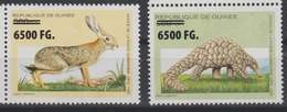 Guinée Guinea 2009 Mi. 6754/5 Surchargé Overprint Faune Fauna Lapin Rabbit Hase Pangolin - Rabbits