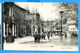 NY504, Avignon, La Place De L'Horloge, Hôtel Maumet, Circulée 1917 Sous Enveloppe - Avignon