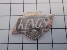 1020  Pin's Pins / Beau Et Rare / THEME : SPORTS / HOCKEY KINGS DE LOS ANGELES Tout à Fait Inconnus Par FUN & FANCY - Wintersport