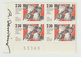 FRANCE - N°2204 - 2F30 LUTTE CONTRE LE RACISME - BLOC DE 4 - SIGNE R. DESSIRIER - Unused Stamps