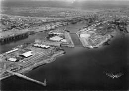 44-SAINT-NAZAIRE- FORME JOUBERT- A GAUCHE LA BASE SOUS-MARINE VUE DU CIEL - Saint Nazaire