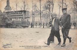 75003-PARIS-MANISFESTATION DU 1er MAI , CONDUITE D'UN MANIFESTANT - Arrondissement: 03