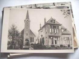 Nederland Holland Pays Bas Emmen Met Gereformeerde Kerk En Pastorie - Emmen