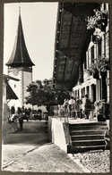 Aeschi Dorfstrasse Mit Kirche Und Sternen/ Oldtimer Autos - Aeschi Bei Spiez