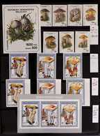 MUSHROOMS (FUNGI) MADAGASCAR 1990-1993 superb Never Hinged Mint Collection On Stock Pages, All Different, Excellent Cond - Unclassified