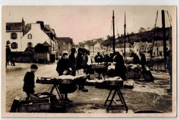Delcampe - AUDIERNE   Marché Aux Poissons - Audierne
