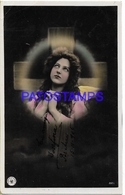 131589 REAL PHOTO COSTUMES WOMAN PRAYING & CROSS CIRCULATED TO ARGENTINA POSTAL POSTCARD - Photographs