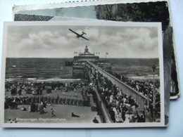 Delcampe - Nederland Holland Pays Bas Scheveningen Met Vliegtuig Boven De Pier - Scheveningen