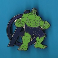 1 PIN'S  //    ** THE AVENGERS / BRUCE BANNER / HULK ** MARVEL ** . (© Marvel © Disney) - BD