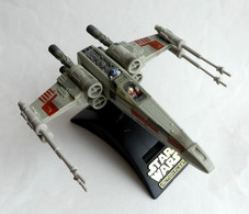 FIGURINE VAISSEAU MICRO MACHINE MICROMACHINES STAR WARS ACTION FLEET Vaisseau X-WING FIGHTER RED 5 1-75è 1995 - Sonstige & Ohne Zuordnung