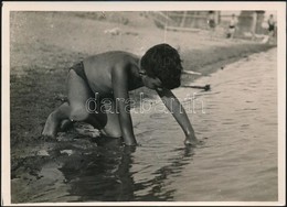 Cca 1934 Kinszki Imre (1901-1945) Budapesti Fotóművész Hagyatékából, Jelzés Nélküli Vintage Fotó, A Szerző által Felirat - Sonstige & Ohne Zuordnung