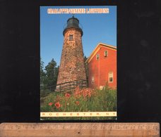 ROCHESTER NY USA : Historic 1822 Lighthouse On The West Bank Of Genesee River / Phare Marine Light House - Rochester